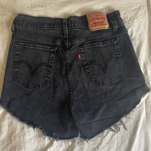 LEVI’s 512 Cutoff Jean Shorts